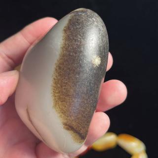 籽料里的黑皮神话,这种一出现即是王者!和田玉鉴定保养知识大全