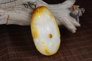 和田玉加工貔貅把件
