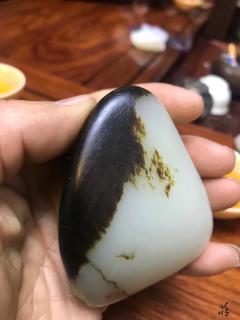 进肉三分,古朴沉稳!和田玉籽料之